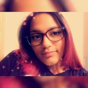 Meet your Posher, Crystal